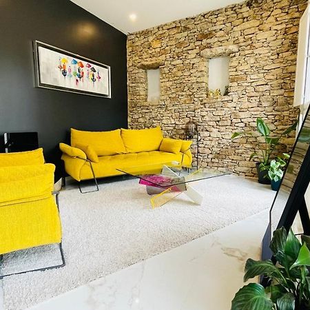 Sakina Appartement En Bord De Sorgue フォンテーヌ・ド・ボークリューズ エクステリア 写真