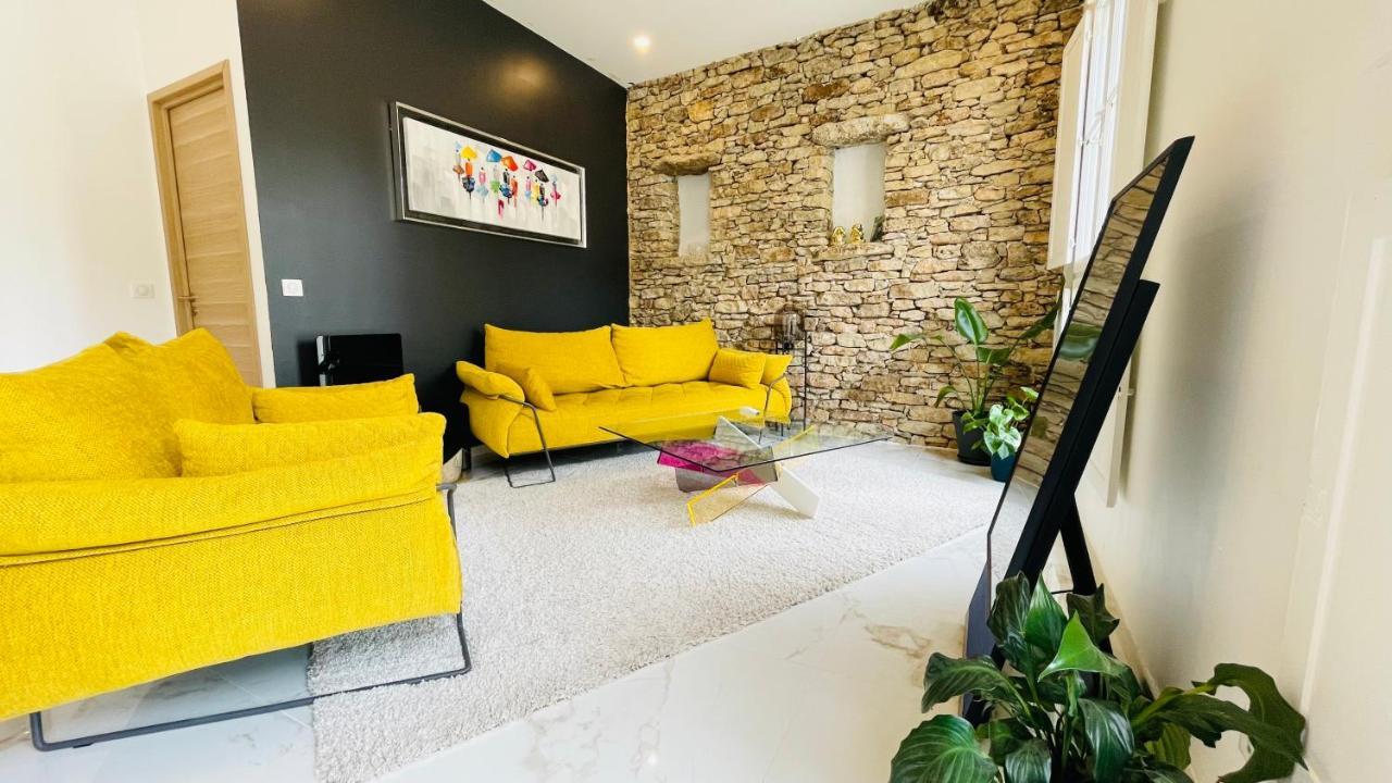 Sakina Appartement En Bord De Sorgue フォンテーヌ・ド・ボークリューズ エクステリア 写真